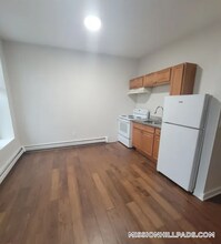 9 Ruggles St in Boston, MA - Building Photo - Building Photo