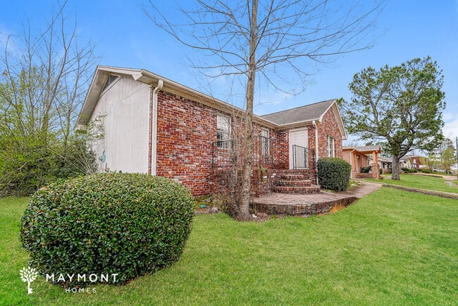 225 Bayberry Rd in Birmingham, AL - Building Photo - Building Photo