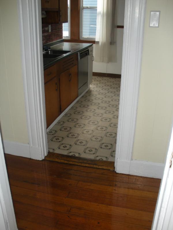 16 Dighton St, Unit B in Boston, MA - Foto de edificio - Building Photo