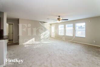 5039 Lamppost Hill Ct in Katy, TX - Foto de edificio - Building Photo