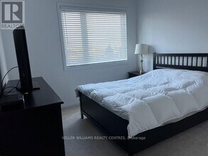 295 Cundles Rd E in Barrie, ON - Building Photo - Building Photo