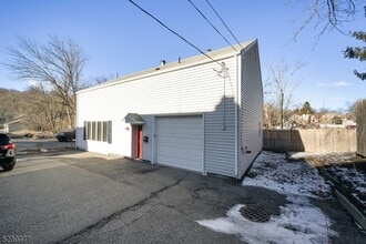 157 Washington St in Morristown, NJ - Building Photo - Building Photo