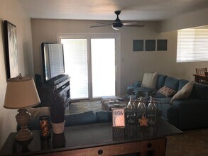 8814 E Fairway Blvd in Sun Lakes, AZ - Building Photo - Building Photo