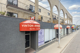 Vinton Building in Edmonton, AB - Building Photo - Building Photo