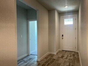 760 Ft Leonard in San Antonio, TX - Building Photo - Building Photo