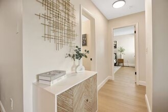 Ridgewood Apartments in Liverpool, NY - Building Photo - Building Photo