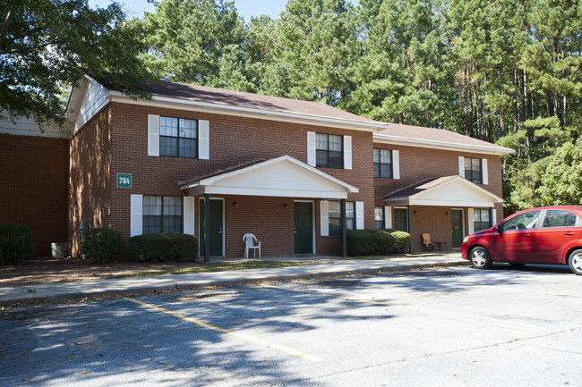 Pine Ridge Villas in Monroe, GA - Building Photo - Building Photo