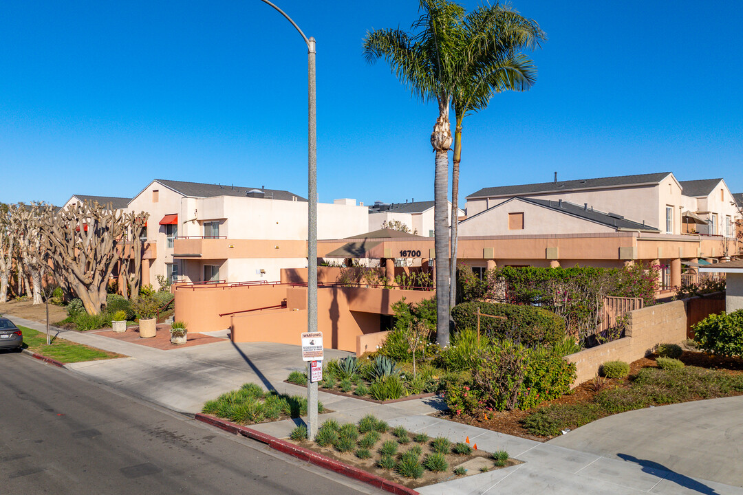 16700 Yukon Ave in Torrance, CA - Building Photo