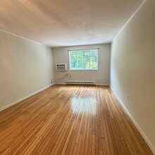 11 Weld St in Framingham, MA - Building Photo - Building Photo