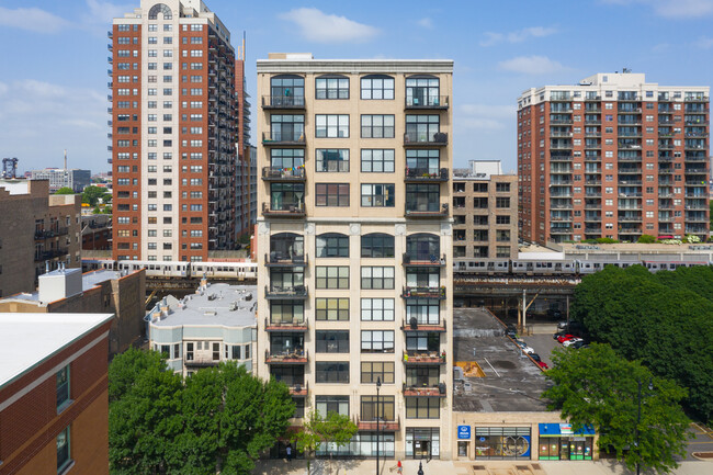 Landmark Lofts in Chicago, IL - Building Photo - Building Photo