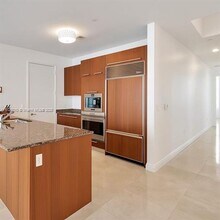 15811 Collins Ave in Sunny Isles Beach, FL - Building Photo - Building Photo