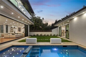 14519 Greenleaf St in Los Angeles, CA - Building Photo - Building Photo