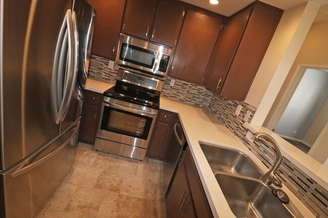 property at 2150 Camino De La Reina