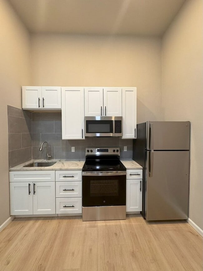 418 S Commercial St in Aransas Pass, TX - Building Photo - Building Photo