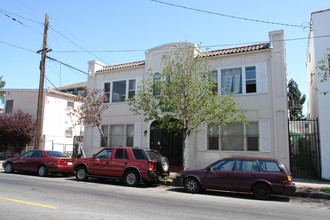 2960 James M Wood Blvd in Los Angeles, CA - Building Photo - Building Photo