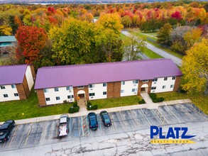 Pauni Apartments in Cortland, OH - Building Photo - Building Photo