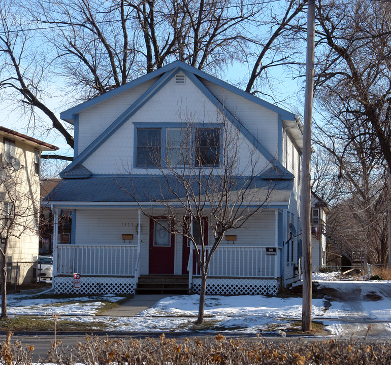 1355 24th St in Des Moines, IA - Foto de edificio