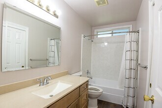 2080 Bonnie Dr in Payette, ID - Building Photo - Building Photo