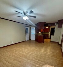 4614 44th St in Dickinson, TX - Building Photo - Building Photo