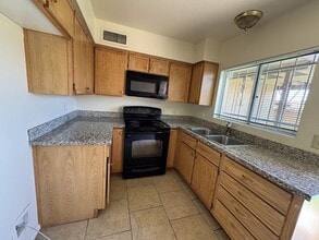 4625 W Thomas Rd in Phoenix, AZ - Building Photo - Building Photo