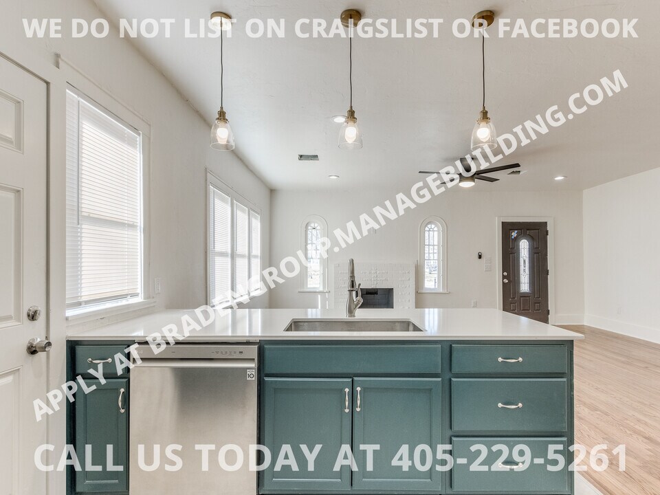 326 Emelyn St Photo