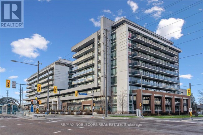 4800-4800 Hwy 7 in Vaughan, ON - Building Photo - Building Photo