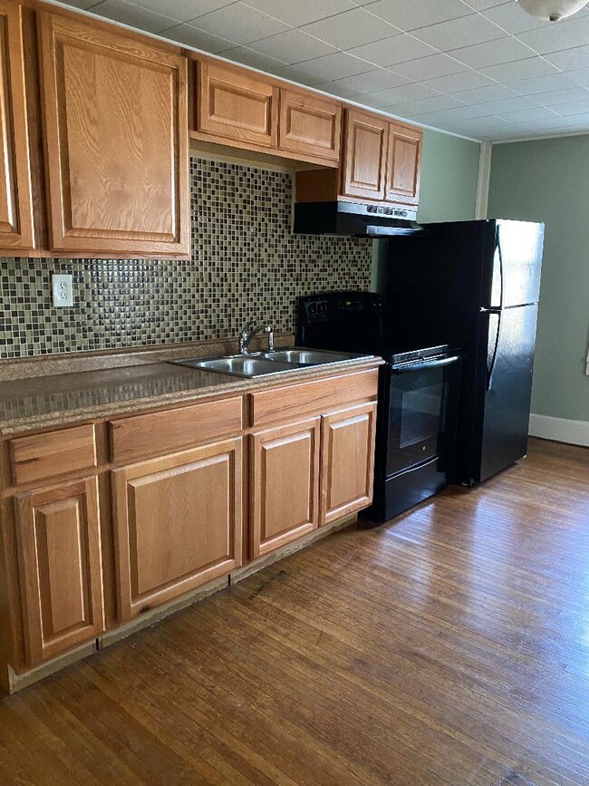 432 W Main St in Bloomsburg, PA - Building Photo - Building Photo