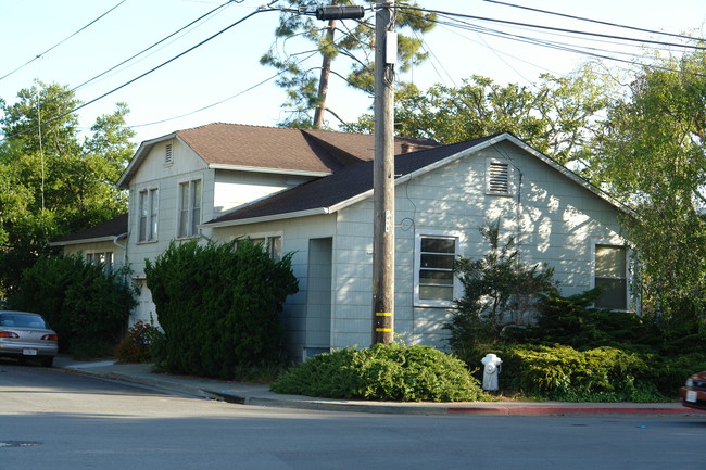 5809 Lassen St in El Cerrito, CA - Building Photo - Building Photo