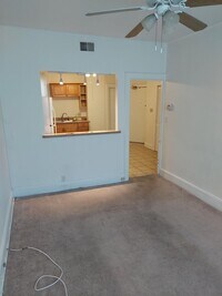 75 Newman Ave photo'