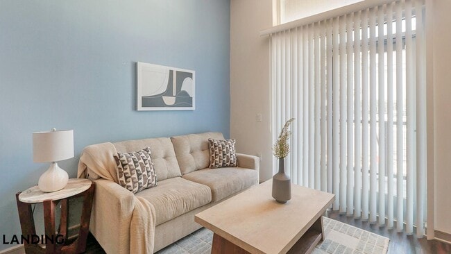 1711 Caroline St, Unit 104