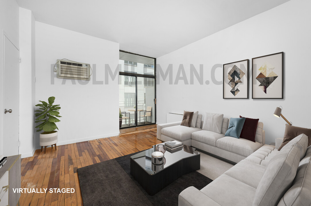 85 E 10th St in New York, NY - Foto de edificio