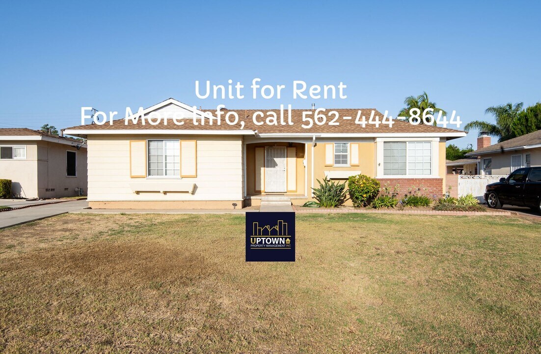 138 S Homerest Ave in West Covina, CA - Foto de edificio