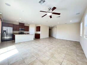 5729 Tideview St in North Las Vegas, NV - Building Photo - Building Photo