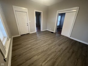 2509 E 10th St in Indianapolis, IN - Building Photo - Building Photo