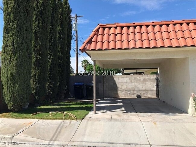 1850 Center St in Las Vegas, NV - Foto de edificio - Building Photo