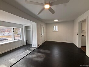2145 Browning St in Ferndale, MI - Building Photo - Building Photo