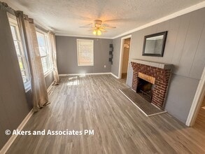 104 Jackson Rd in Simpsonville, SC - Building Photo - Building Photo