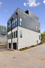 761 Fraser St SE in Atlanta, GA - Building Photo - Building Photo