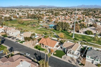 1101 N Peppertree Dr in Gilbert, AZ - Building Photo - Building Photo