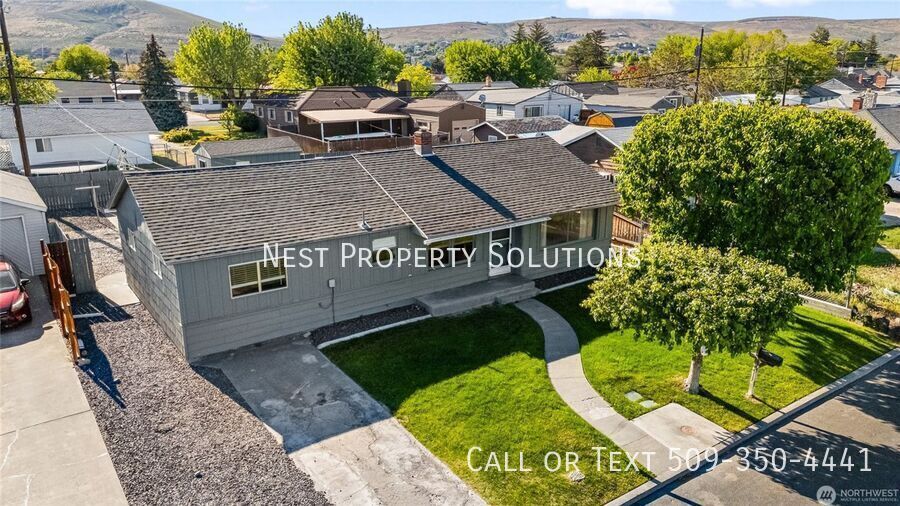 129 G St SE in Ephrata, WA - Building Photo