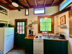 224 E Deep Creek Rd in Bryson City, NC - Building Photo - Building Photo