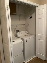 673 Cresting Oak Cir in Orlando, FL - Building Photo - Building Photo