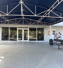 6161 NW 2nd Ave in Boca Raton, FL - Building Photo - Building Photo