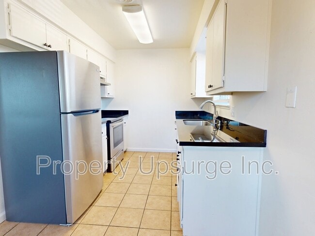 property at 1356 Hobart Dr