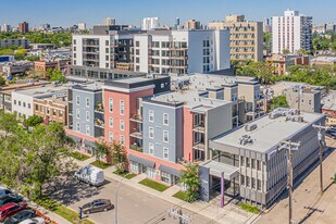 Studio Off Whyte Apartments