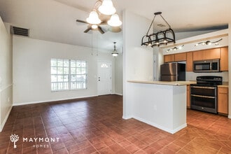 1460 Greenview Ave in Spring Hill, FL - Building Photo - Building Photo