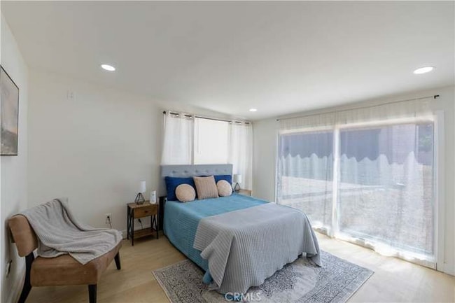 2077 Belle St in San Bernardino, CA - Foto de edificio - Building Photo