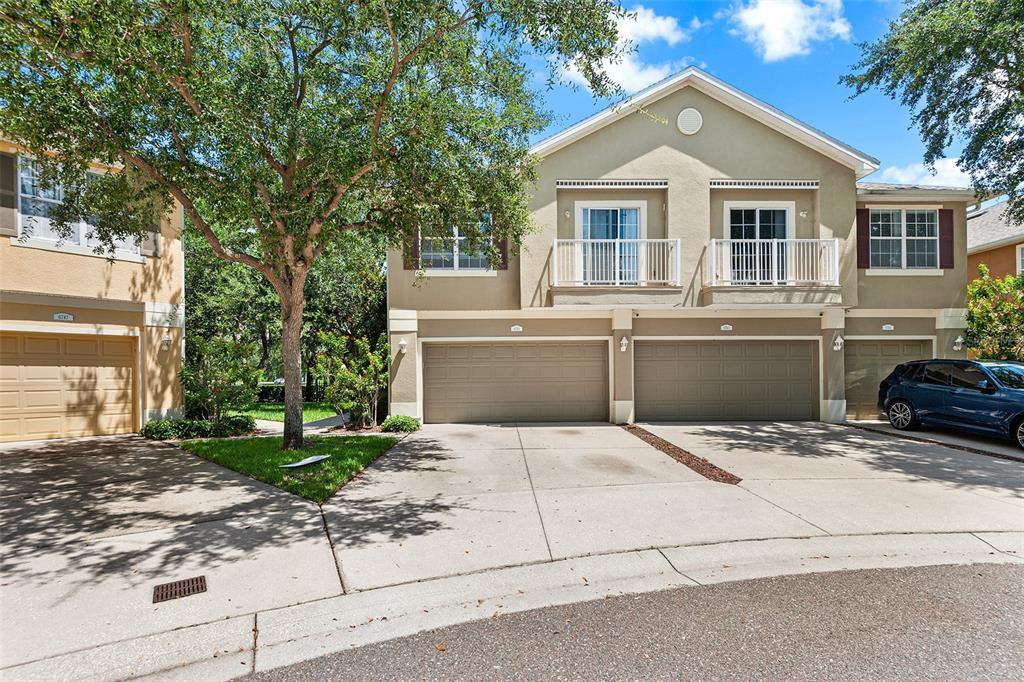 6745 Breezy Palm Dr in Riverview, FL - Building Photo