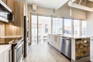 Nobe Market in North Bethesda, MD - Building Photo