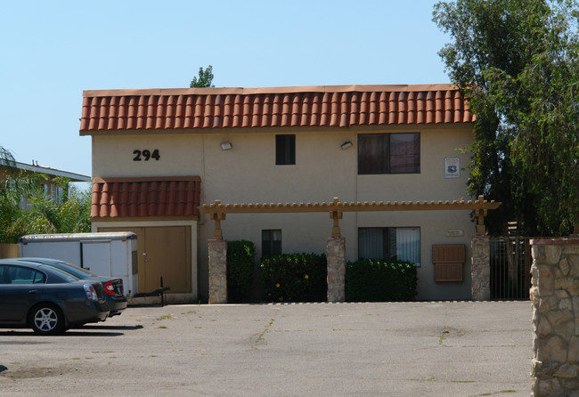 The Villas in El Cajon, CA - Foto de edificio - Building Photo